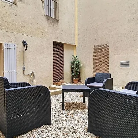 Ferienwohnung Le Limas - Charme - Wifi - Patio - Rdc Avignon Exterior foto