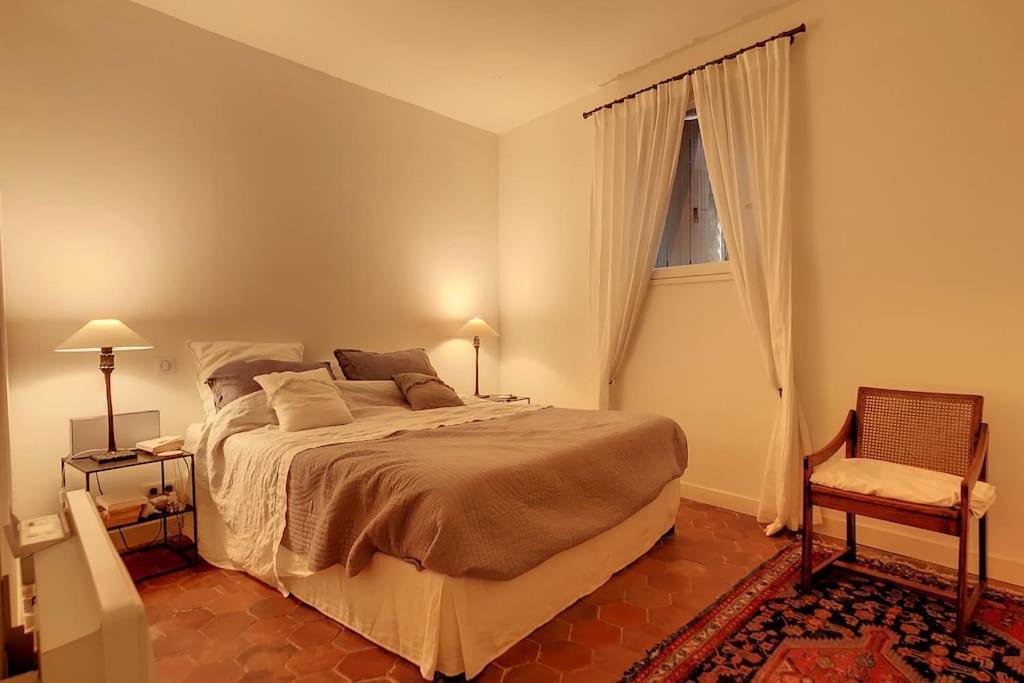 Le Limas - Charme - Wifi - Patio - Rdc Apartment Avignon